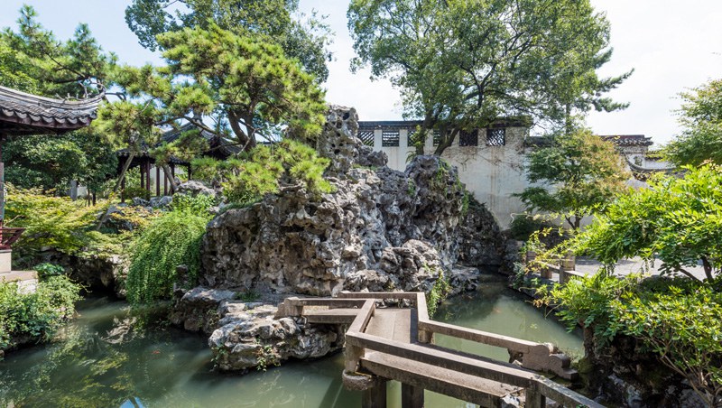 Plant landscaping, mountains and rivers collocation of Suzhou Garden