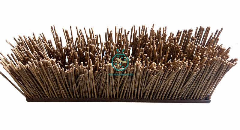 Synthetic Reed Eave Thatch Panel For Eave Installation To Make the African Reed Thatched Roof Looks Thicker