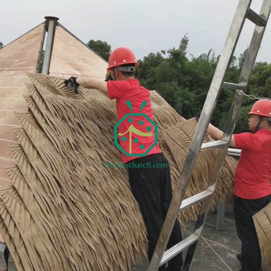 Tiki Hut Artificial Palm Roof Material For Backyard Garden Patio Construction