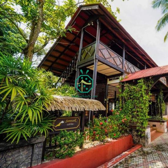 Fire Resistant Palm Thatch Roof